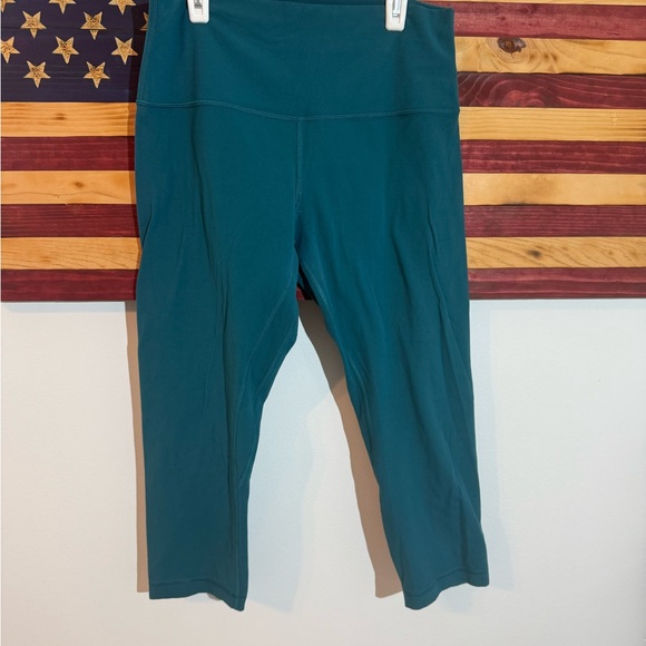 Lululemon Teal High-Waisted Capri Leggings Size 10 - Picture 1 of 7